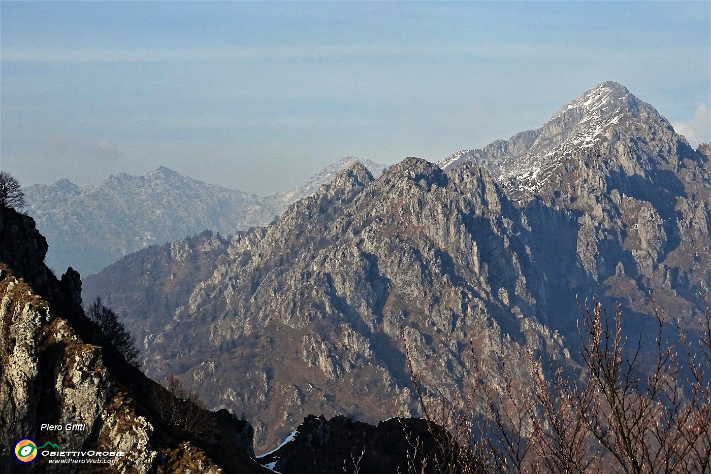 76 Zoom sulla cima dell'Alben.JPG